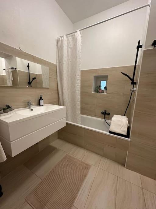 Modernes 2 Zimmer Apartment Berlín Exteriér fotografie
